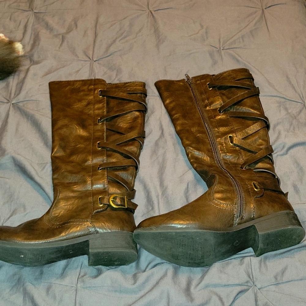 Brown cross back tall riding boots